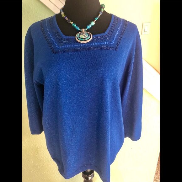 Beautiful sweater by Dressbarn in size 14/16 - Picture 1 of 3